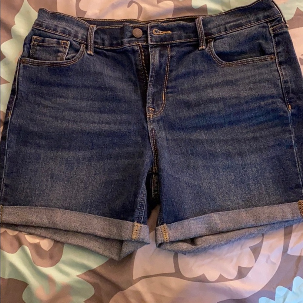 Jean shorts - size 8 - 5”